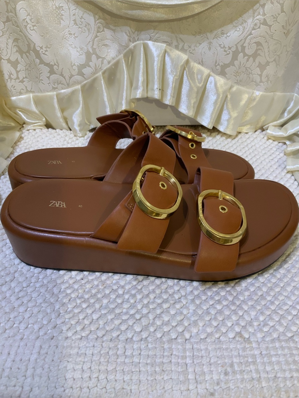 ZARA - Picture 3 of 6